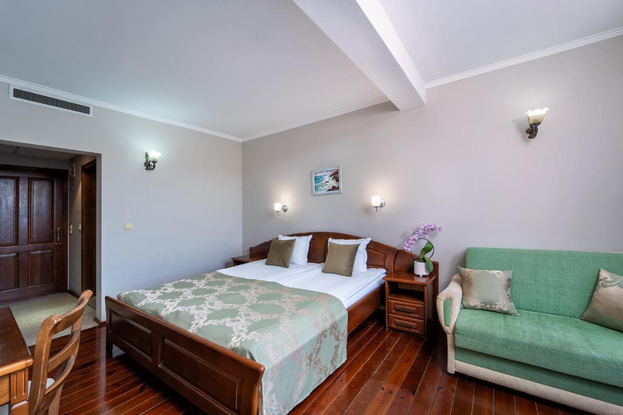 Hotel Izvora 3*