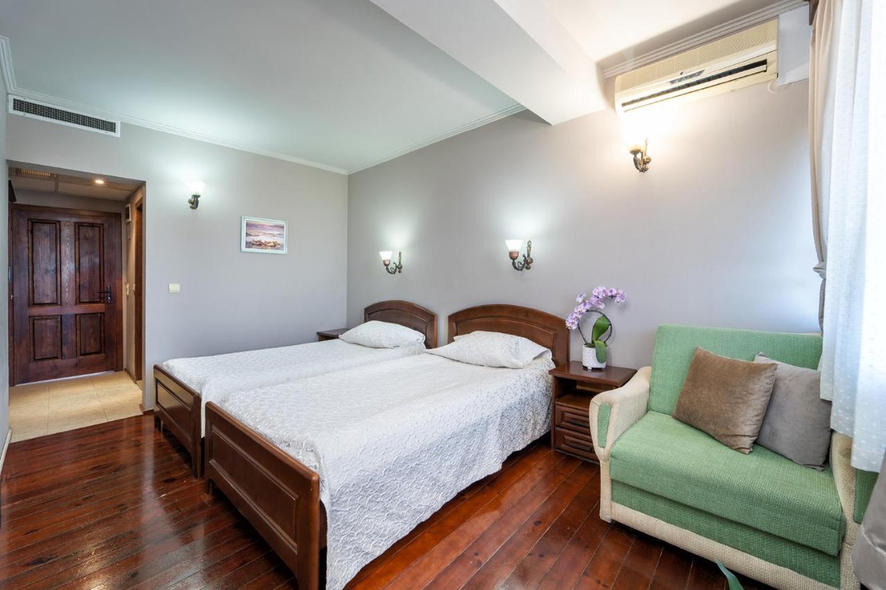 Izvora Hotel 3*